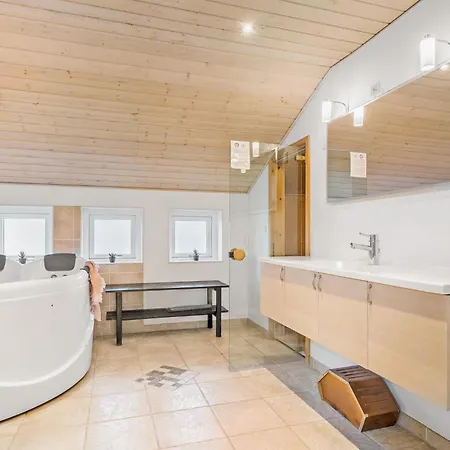 Stunning In Sydals With Wifi Casa vacanze *